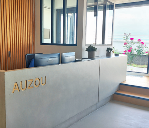 Bureau Azou